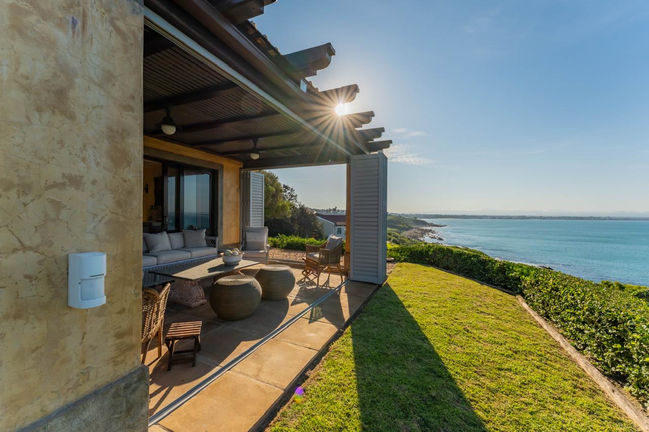 Tom Brown Villa (13)