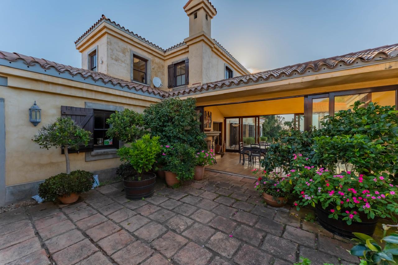 Tom Brown Villa (18)