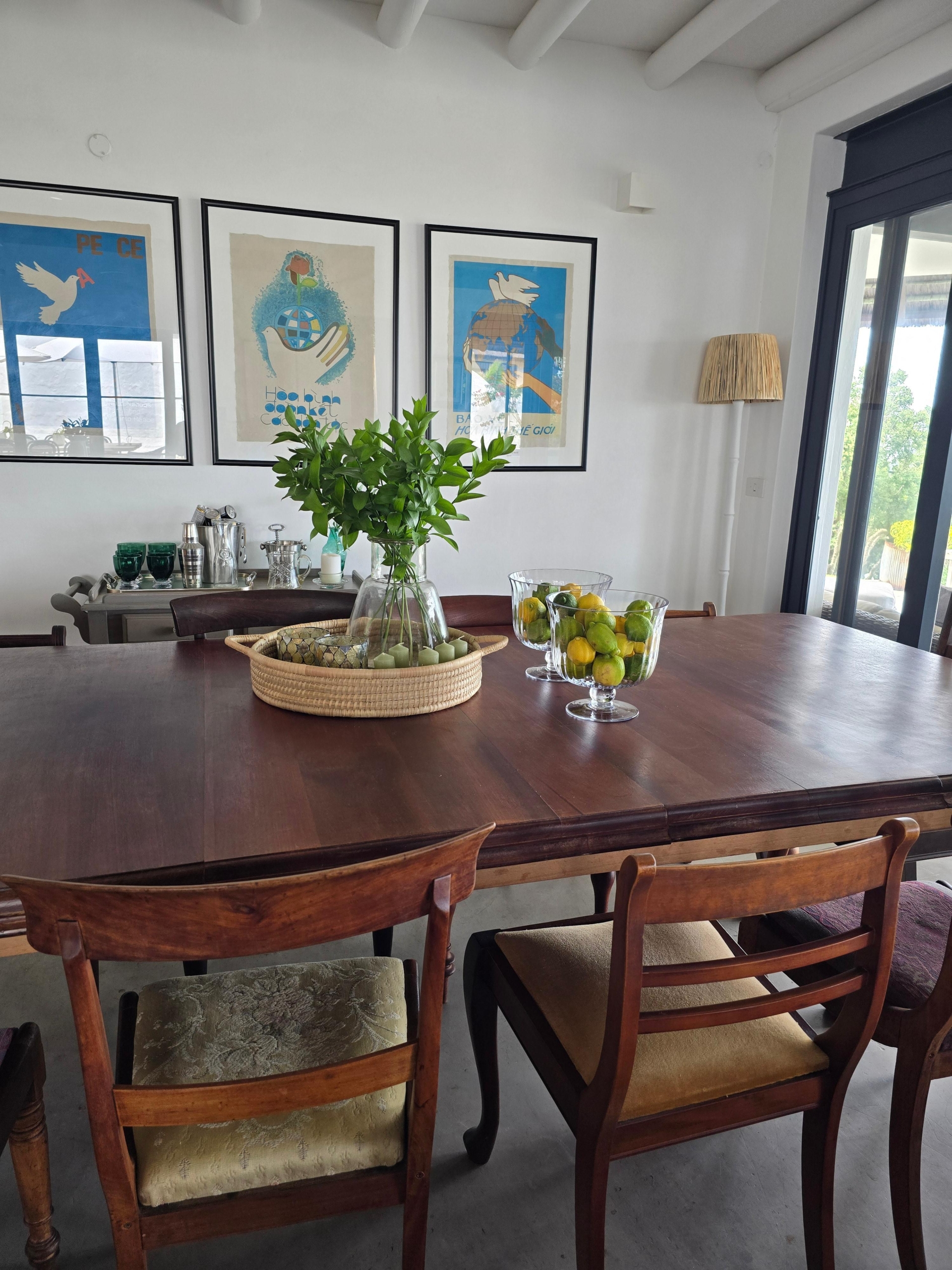Mac House Living room (12)