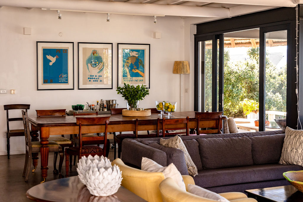 Mac House Living room (18)